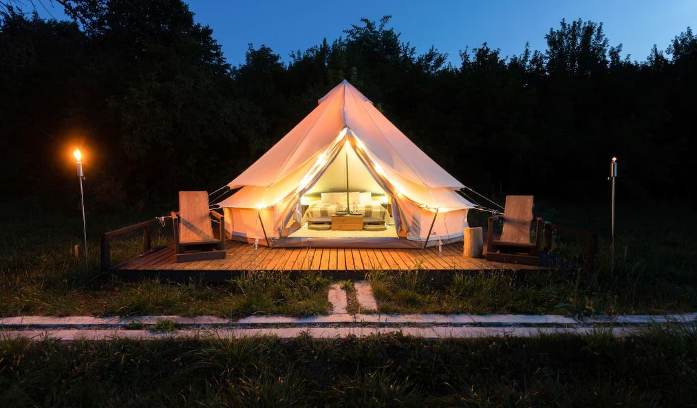 Inside the UK's Quiet Surge in Domestic Camping and Glamping Bookings