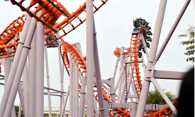 British Theme Park Industry's Battle